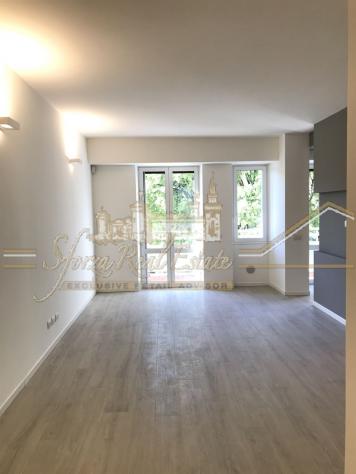 Affitto Appartamento Finemente Ristrutturato con Box Singolo Chiuso Incluso - Foto 10