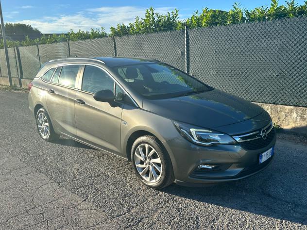 Opel Astra 1.6 CDTi 110CV Start&Stop Sports Tourer Business - Foto 5