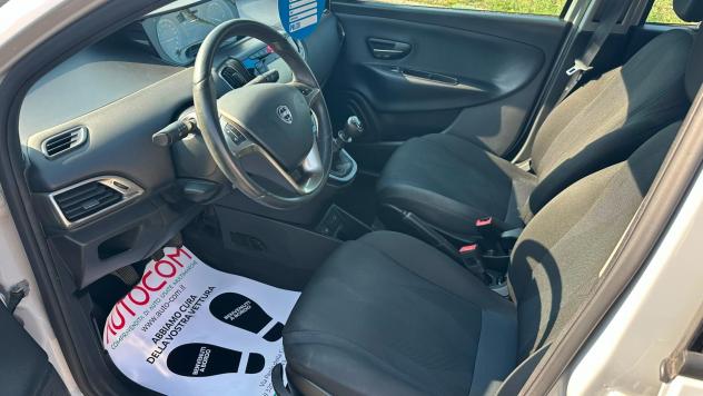 Lancia Ypsilon 1.2 69 CV 5 porte GPL Ecochic Gold - Foto 9