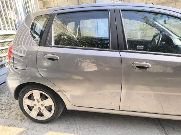 Chevrolet Kalos 1.2 GPL – economica, sincera e senza sorprese - Foto 5
