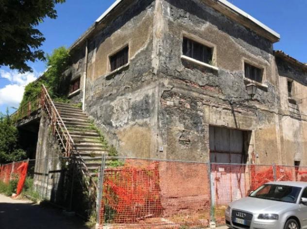 Immobile in asta di 2400 m² in vendita a Castel Viscardo - Foto 2