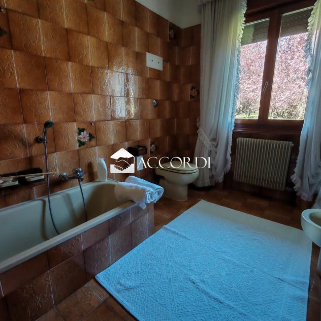 CASA INDIPENDENTE di 5 vani e di 240 mq (FONTE) rif. BL129 - Foto 15