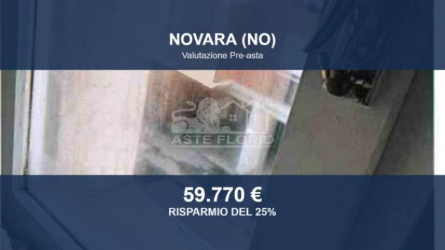 Immobile in asta di 72 m², box auto in vendita a Novara