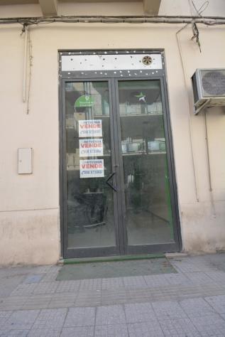 Locale commerciale in vendita a Messina