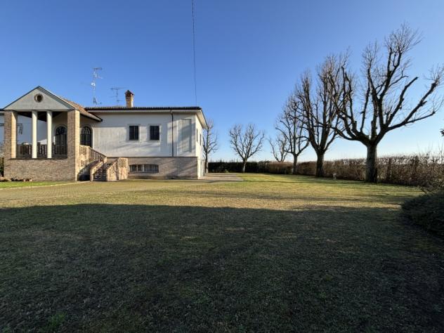 casa indipendente in vendita a Bomporto in zona Solara