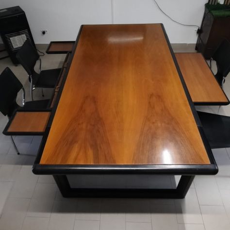 Arredamento completo coordinato: tavolo, vetrina e credenza - Foto 6