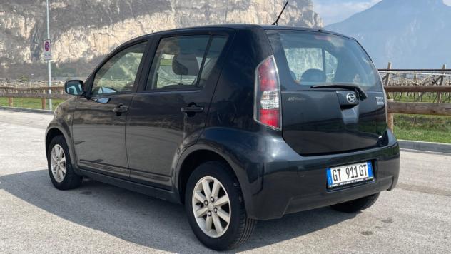 DAIHATSU SIRION 1.3 BENZINA 5 PORTE 4X4 - 2011 - Foto 4