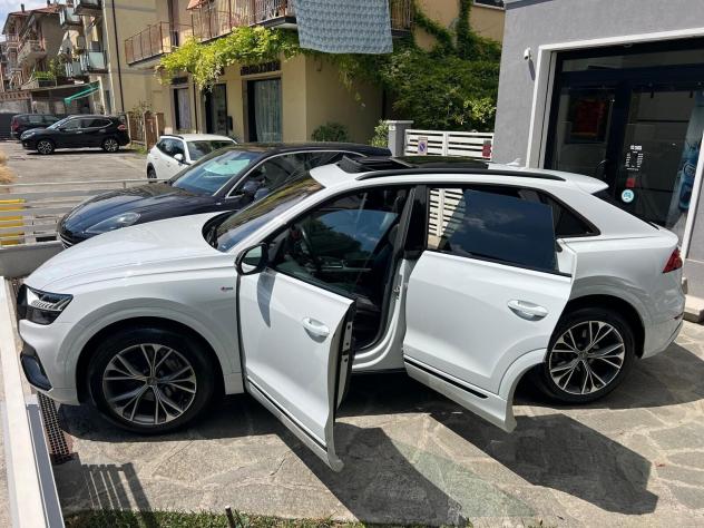AUDI Q8 50 TDI 286cv QUATTRO TIPTRONIC SPORT - Foto 8