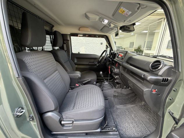 Suzuki Jimny 1.5 ALLGRIP Pro Autocarro 2022 4x4 / Da 326,00 € mese - Foto 7