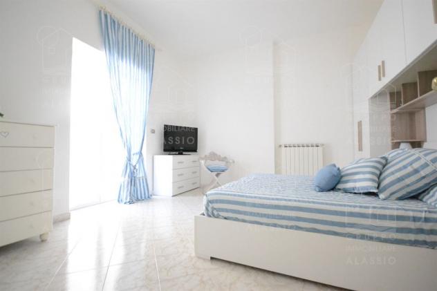 Alassio, ampio bilocale con spazio esterno ad uso TURISTICO - Foto 9