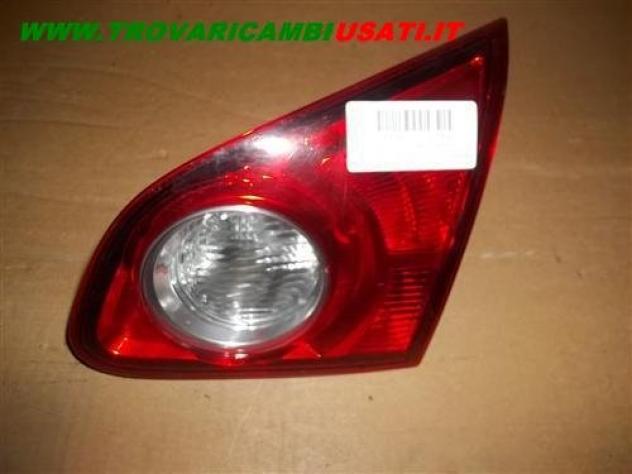 FANALE POST. PARTE INT. D. NISSAN QASHQAI (J10E)  Parti elettriche  Fanaleria  Fanali  Fanale post. sx. NISSAN - QASHQAI - 01-12-2006 - 01-03-2010, NI