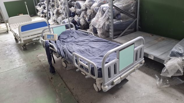 LOTTO STOCK LETTI OSPEDALIERI