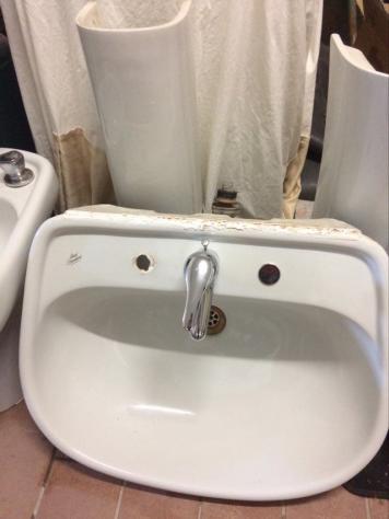 LAVANDINO A COLONNA E BIDET - Foto 5