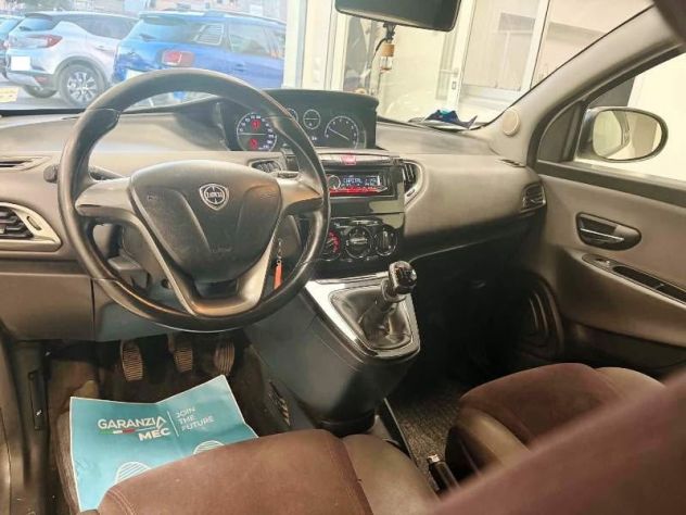 Lancia Ypsilon 1.2 69 CV S&S Gold - Foto 8