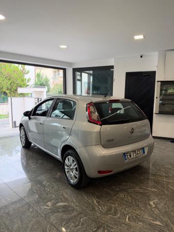 Fiat Punto 1.4 8V 5 porte Natural Power Lounge - Foto 4