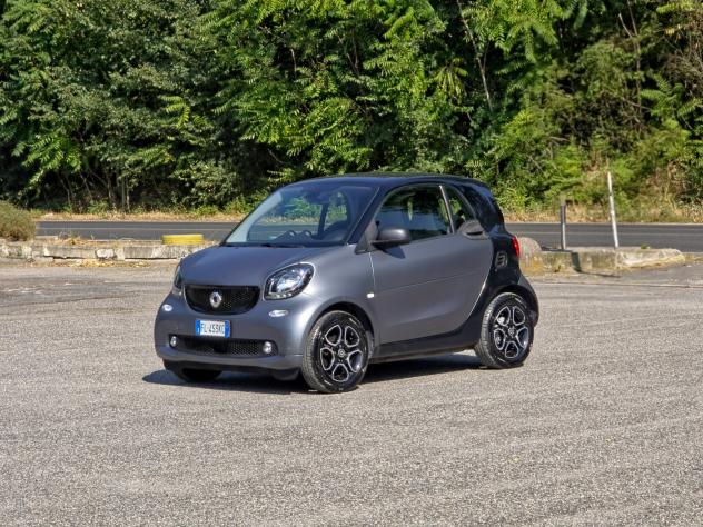 Smart ForTwo 70 1.0 twinamic Prime CV-71 E6 Automatico NEO 2017 - Foto 3