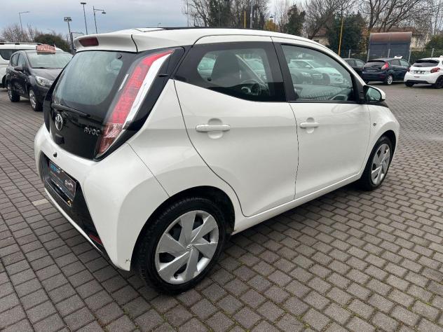TOYOTA - Aygo - 1.0 VVT-i 69 CV 5 porte x-play - Foto 10