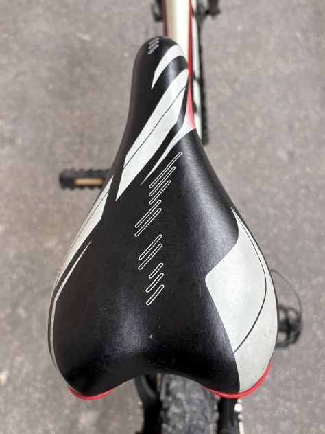 Mountain Bike ragazzo misura 24 - Foto 6