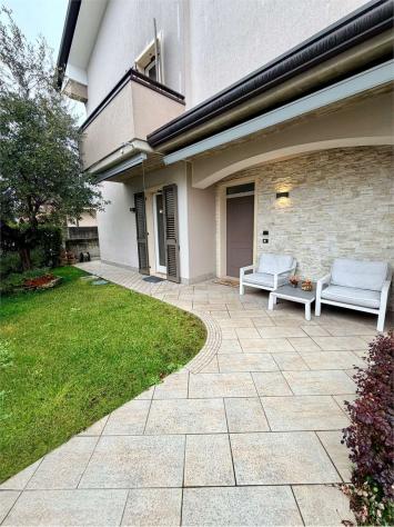 V005370 - VILLA ANGOLARE IN CLASSE A2 CON GIARDINO! - Foto 4