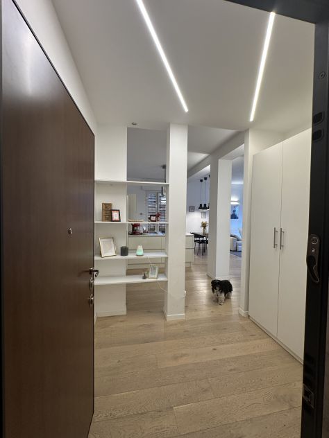 Bilocale di design con doppio balcone