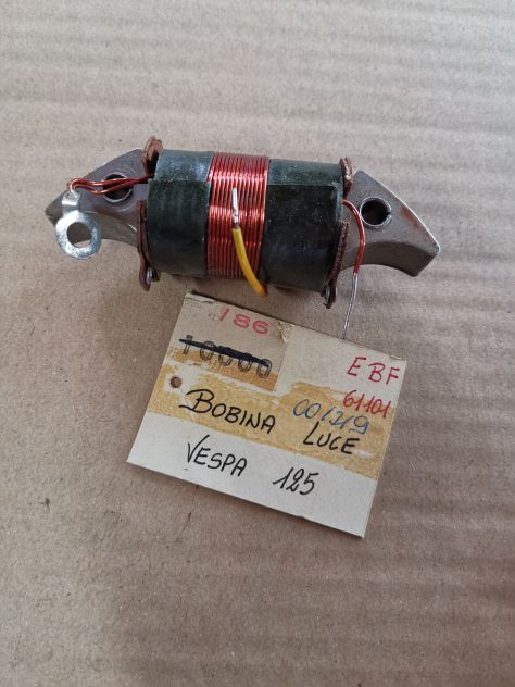 Bobina luce interna light coil Piaggio Vespa 125 EBF 61101