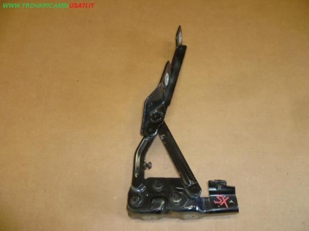 CERNIERA COFANO ANT.S. NERO MET.  Carrozzeria  Lamierati esterni  Cofano  Cerniera cofano  OPEL - ASTRA J - 01-09-2009, OPEL - ASTRA J 4p - 01-09-2012