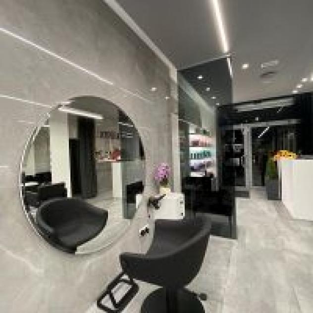 Look Center 2 - Salone Parrucchiere ed Estetica - Foto 2