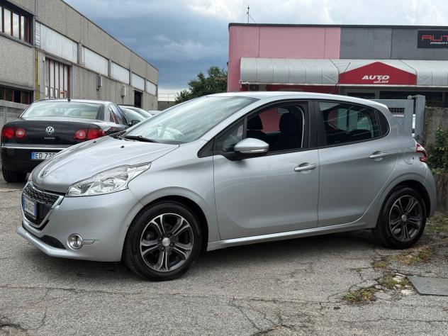Peugeot 208 1.4 HDi 68 CV 5 porte Allure - Foto 7