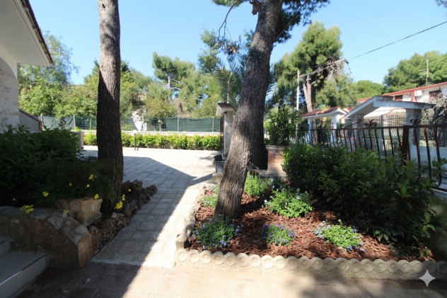 VILLA INDIPENDENTE VIA MERLOT MARINA DI PULSANO - Foto 2