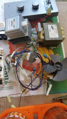 Ricambi micro onde Samsung modello gv72v-ss-01 - Foto 3