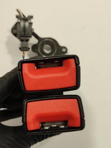 AGGANCIO CINTURA DI SICUREZZA POSTERIORE VOLKSWAGEN Passat Variant B8 (3G5, CB5) 8V0857739 QVZ DCX (14) - Foto 3