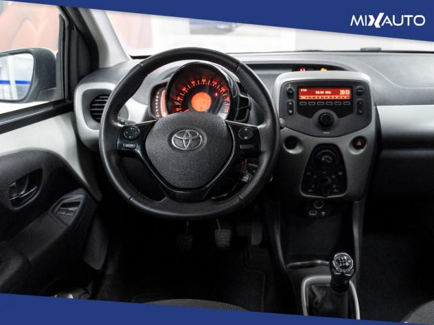 Toyota Aygo 1.0 X-Cool 5 Porte 69CV EU6 - Foto 11