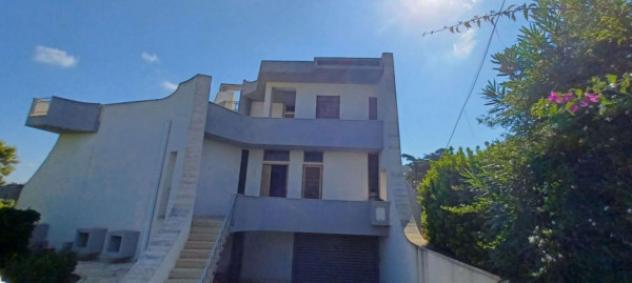Immobile in asta di 376 m², box auto in vendita a Ostuni - Foto 12