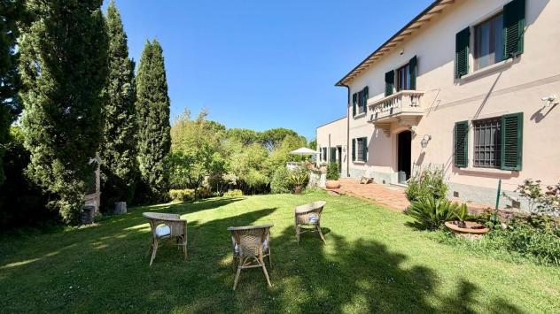 Villa in vendita a San Miniato 450 mq Rif: 1409328