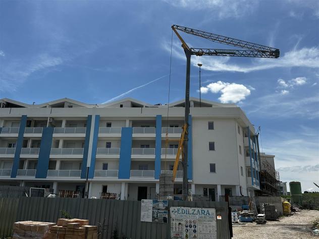 Vendita Appartamento da 46 mq in Strada statale 16 con giardino - Foto 5