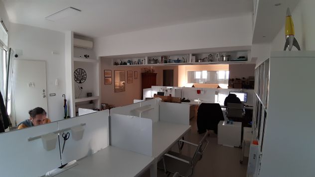 Postazione di lavoro in spazio condiviso coworking - Foto 2