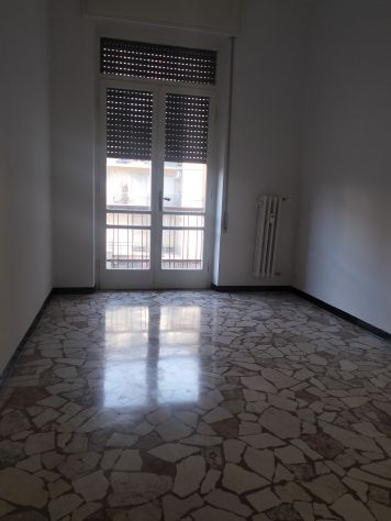 Borgo Trento affittasi ampio quadrilocale con garage e cantina - Foto 2
