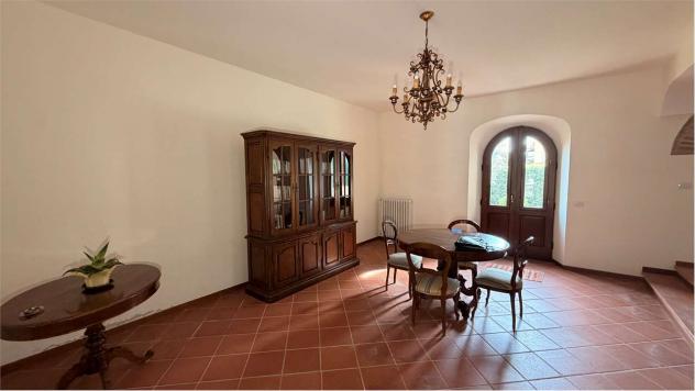 VBF PORC 16 - VILLA ANGOLARE DI GENEROSA METRATURA LIBERA SU TRE LATI CON GIARDINO E POSTI AUTO - Foto 2