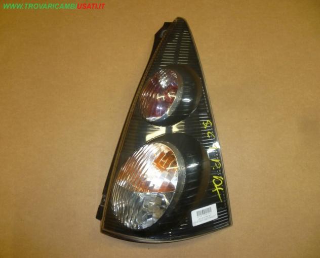 FANALE POST.D. NERO CITROEN C1 (B0)  Parti elettriche  Fanaleria  Fanali  Fanale post. sx. CITROEN - C1 - 01-06-2005 - 01-06-2014