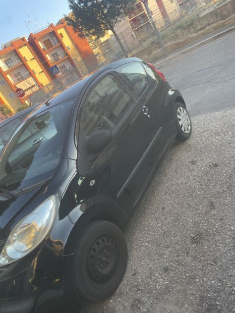 Peugeot 107 - Foto 2
