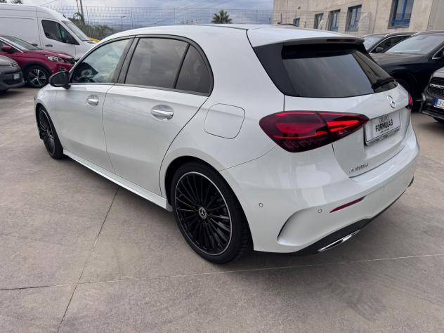 Mercedes-Benz Classe A A 180 d Automatic Premium Plus Night Edition - Foto 4