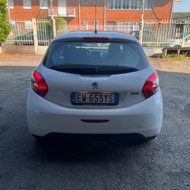 Peugeot 208 PureTech 82 5 porte Allure - Foto 7
