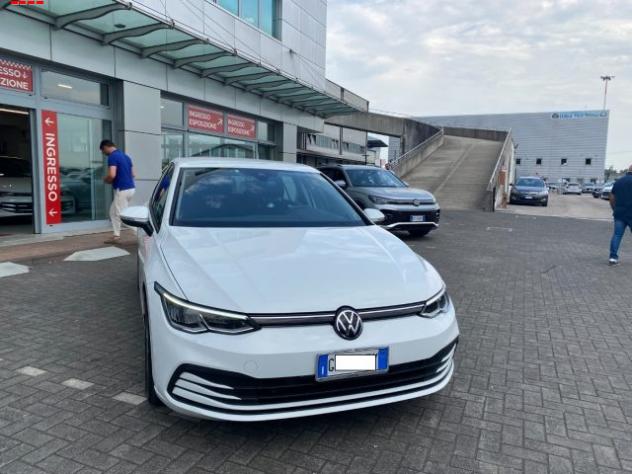 VOLKSWAGEN Golf 2.0 TDI DSG SCR Life rif. 24077764 - Foto 2