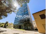 Esclusivo Appartamento Ristrutturato con 3 Camere e 2 Bagni nel Grattacielo &hellip;