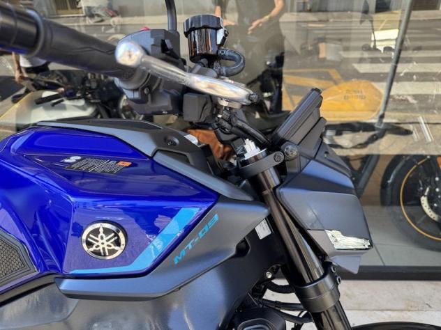 Yamaha MT-09 Y-AMT - Foto 9