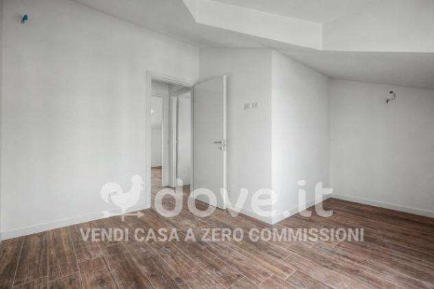 Villetta a schiera di 217 m² con più di 5 locali e box auto in vendita a Pogliano Milanese - Foto 19