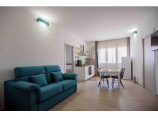 Bilocale con balcone Via Balsamo, Palermo