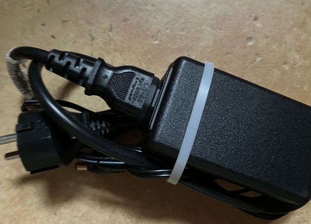 Alimentatori 20V e 24V - Foto 4