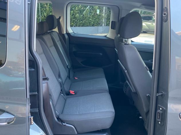 Ford Tourneo Connect Tourneo Connect 2.0 EcoBlue 102 CV Titanium - Foto 9