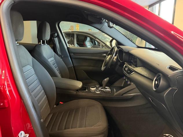 ALFA ROMEO STELVIO 2.2 160CV RWD NAVI CRUISE CAM ANNO 2023 - Foto 9